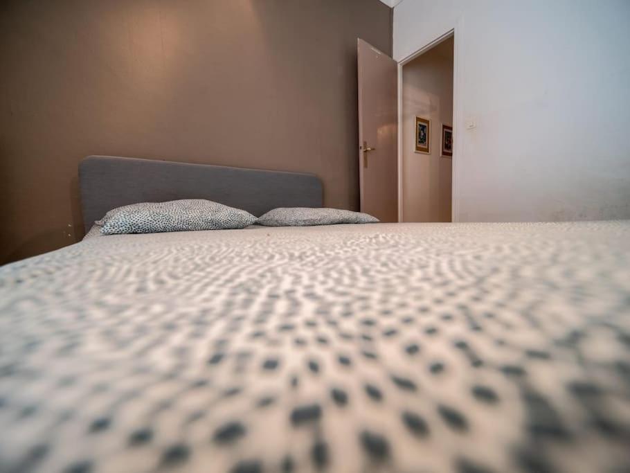 Appartement Climatise Tout Equipe A Cote Du Stade Velodrome Marsella Exterior foto