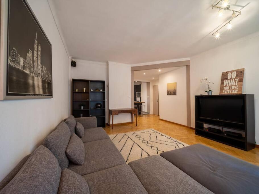Appartement Climatise Tout Equipe A Cote Du Stade Velodrome Marsella Exterior foto